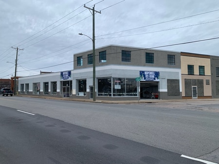 207 Poythress Street, Hopewell, VA for lease Building Photo- Image 1 of 14