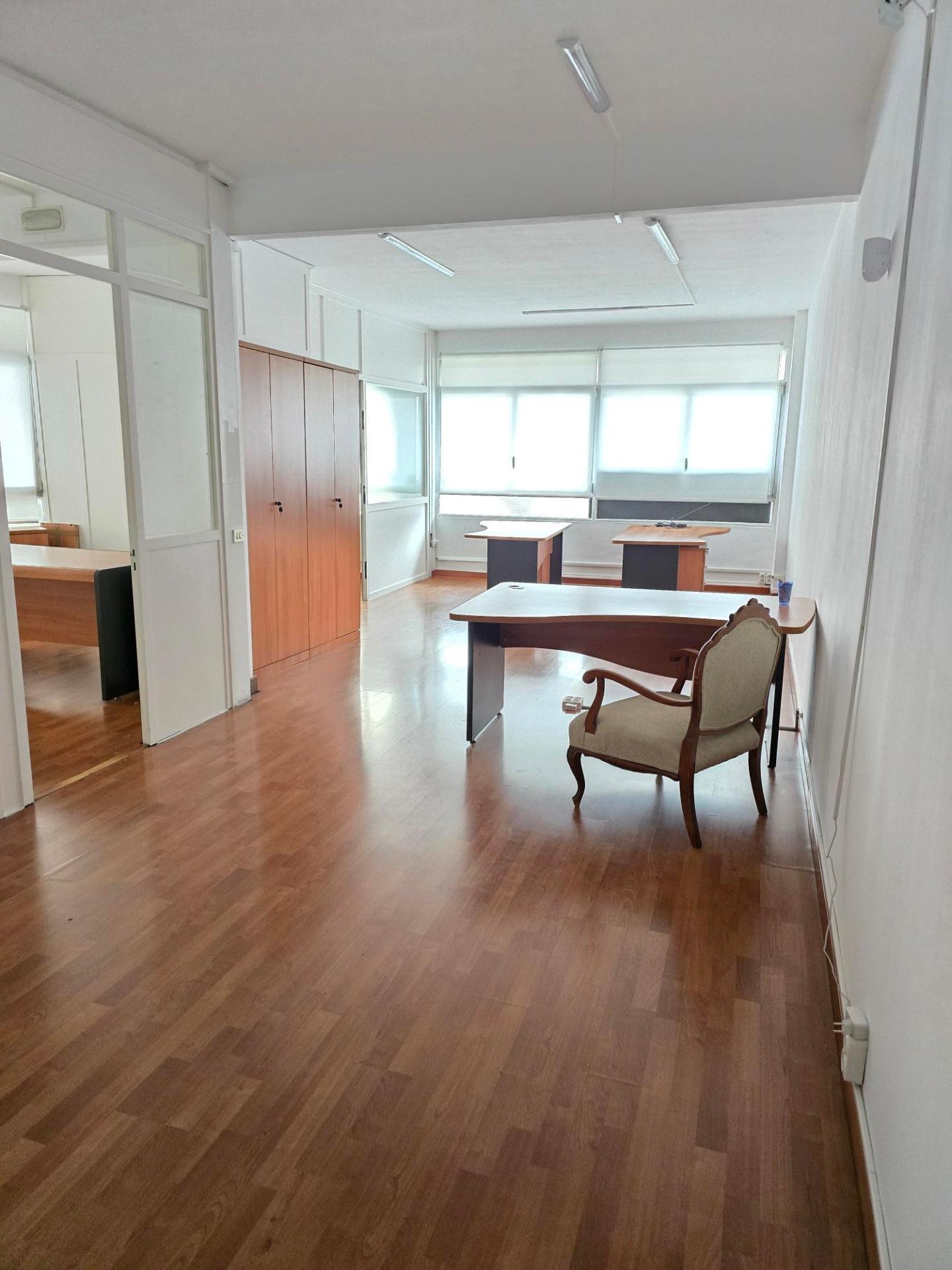 Retail in Barcelona, Barcelona for lease Interior Photo- Image 1 of 9