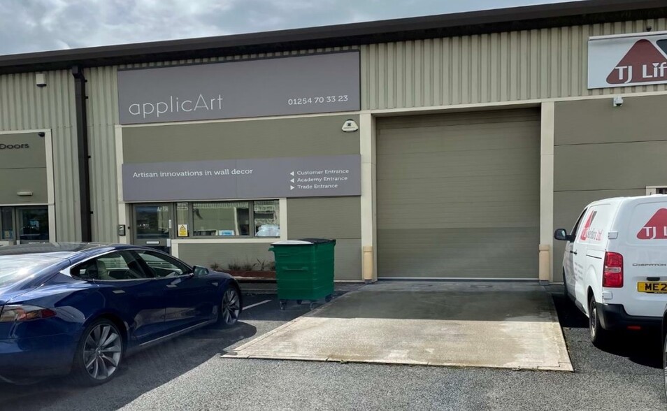 Commercial Rd, Darwen for sale - Building Photo - Image 1 of 1