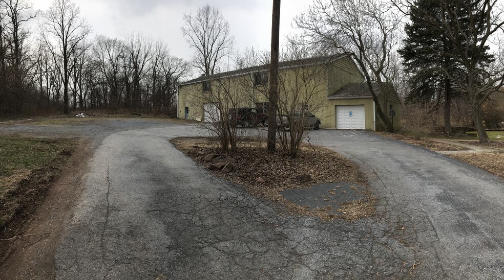 1056 Old Swede Rd, Douglassville, PA for sale - Other - Image 2 of 4
