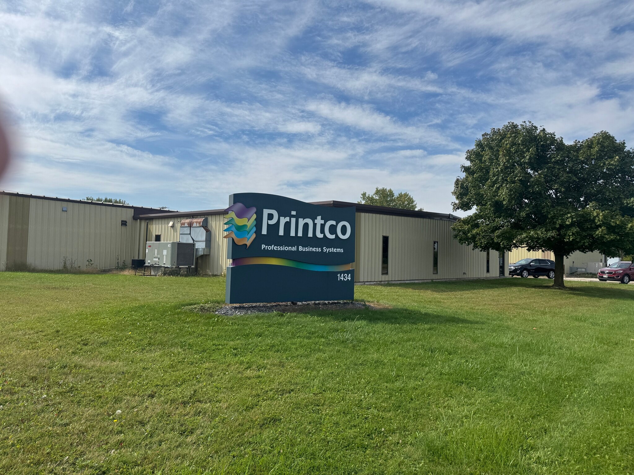 1434 Progress Ln, Omro, WI for sale Building Photo- Image 1 of 34