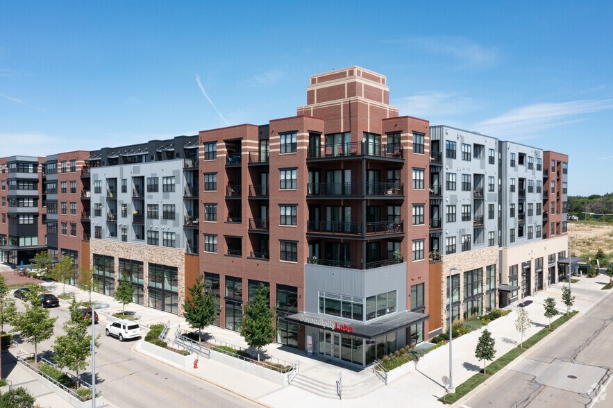 11220 W Burleigh St, Wauwatosa, WI 53222 East Building