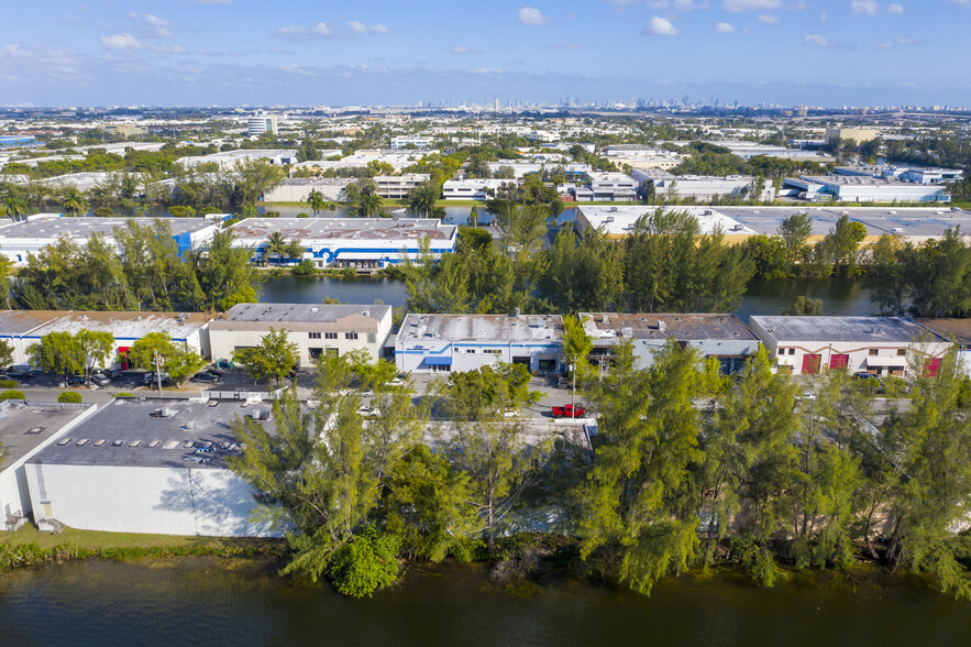 1905 NW 93rd Ave, Miami, FL for lease - Building Photo - Image 3 of 90