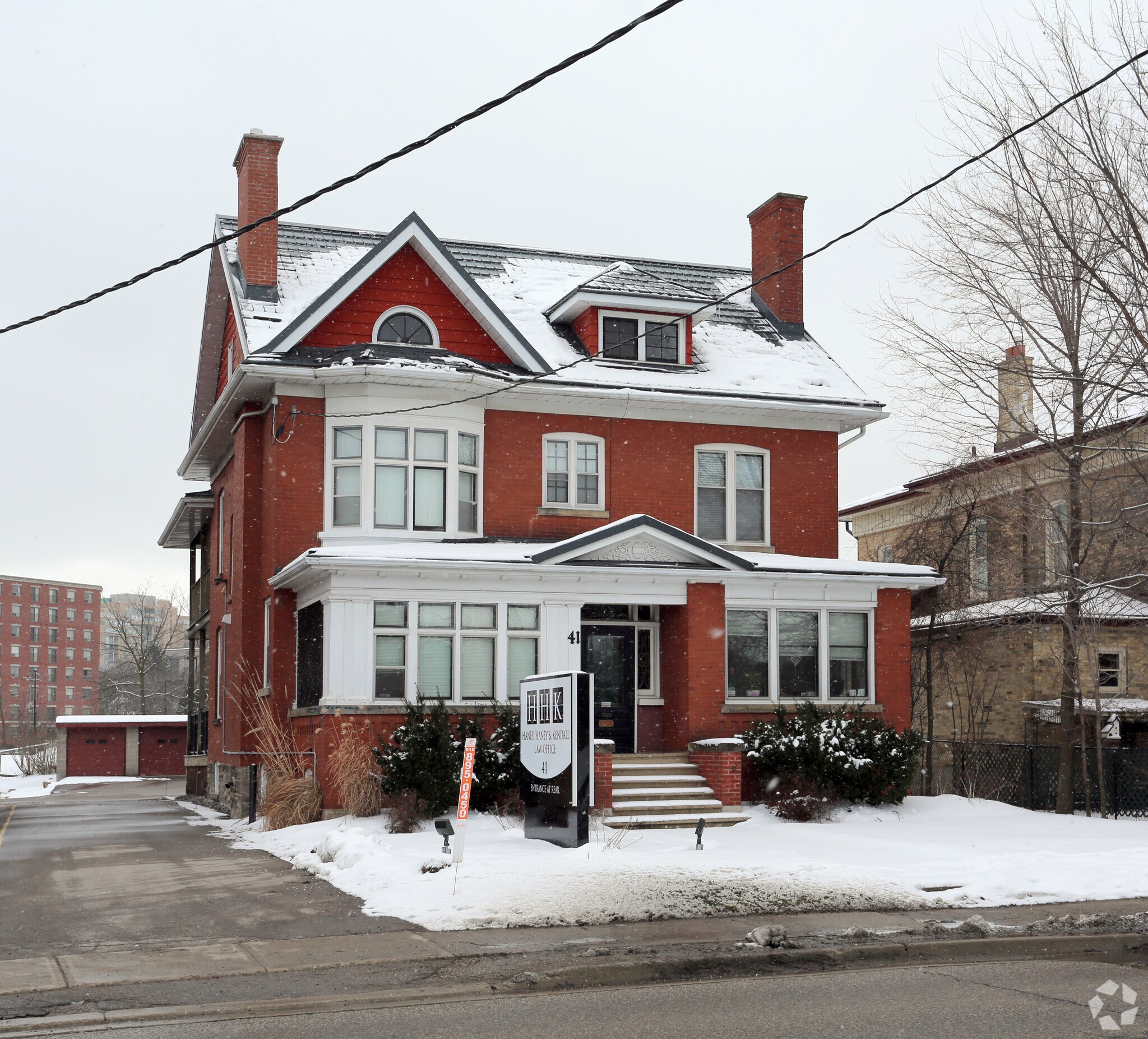 41 Erb St E, Waterloo, ON for sale Primary Photo- Image 1 of 1