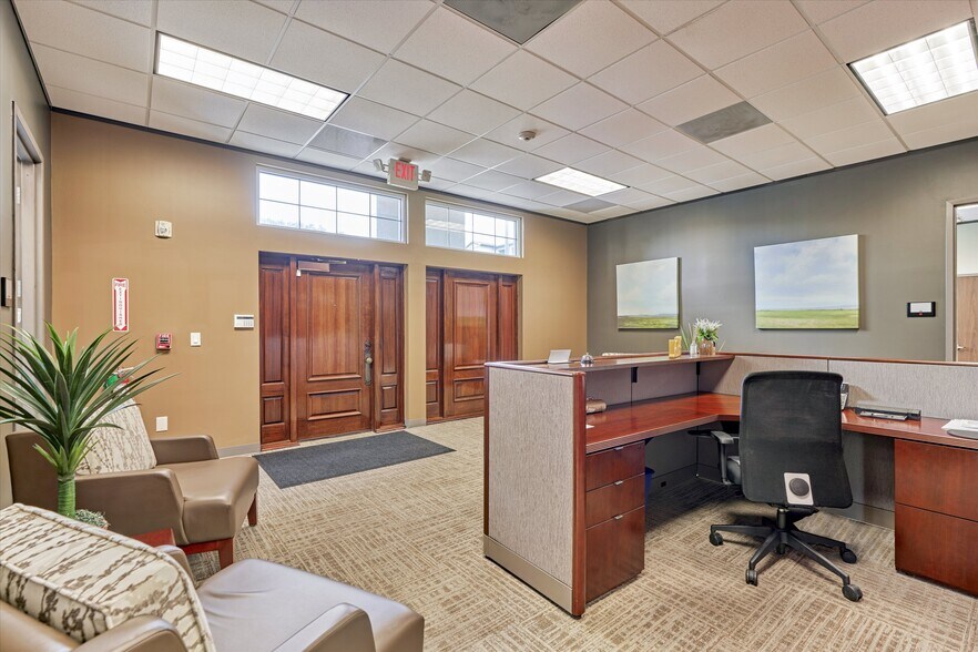 8303 Cypresswood Dr, Spring, TX 77379 Office for Lease