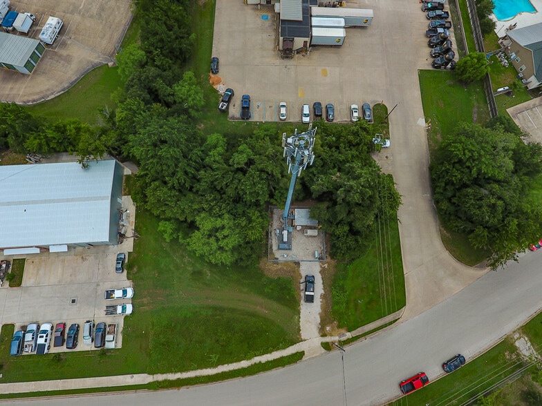 2740 Osborn Ln, Bryan, TX for sale - Building Photo - Image 3 of 7