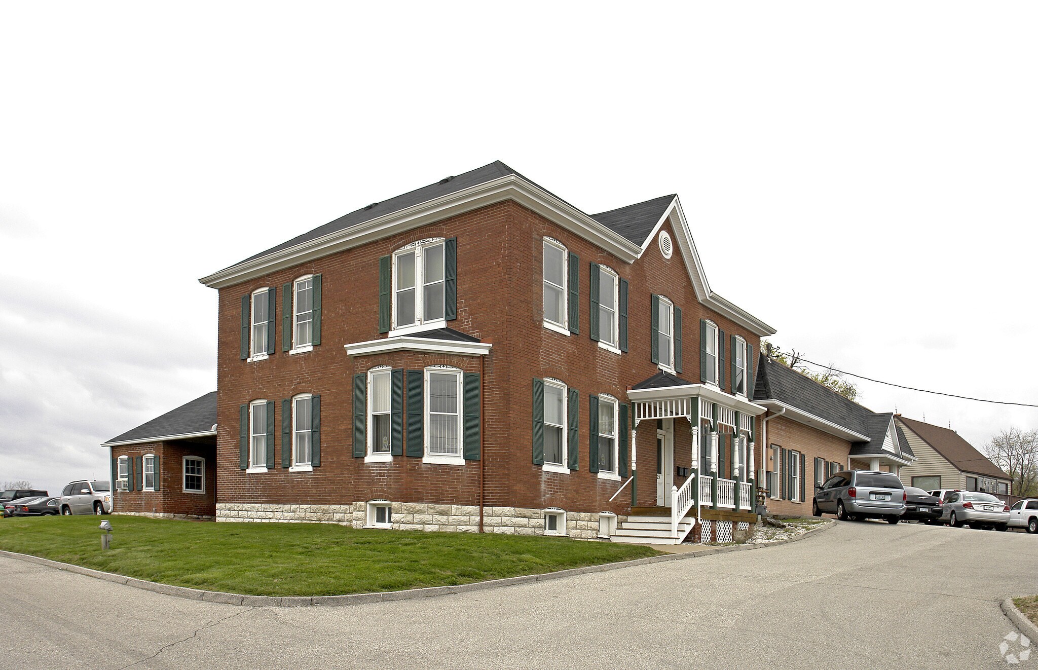 1529 S Old Highway 94, Saint Charles, MO for sale Primary Photo- Image 1 of 1