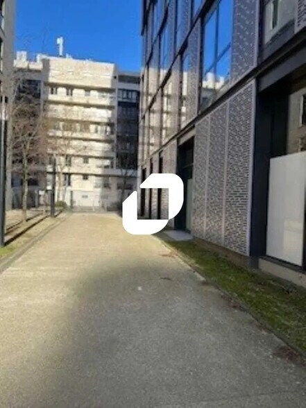 Retail in Boulogne-Billancourt for lease - Building Photo - Image 3 of 12