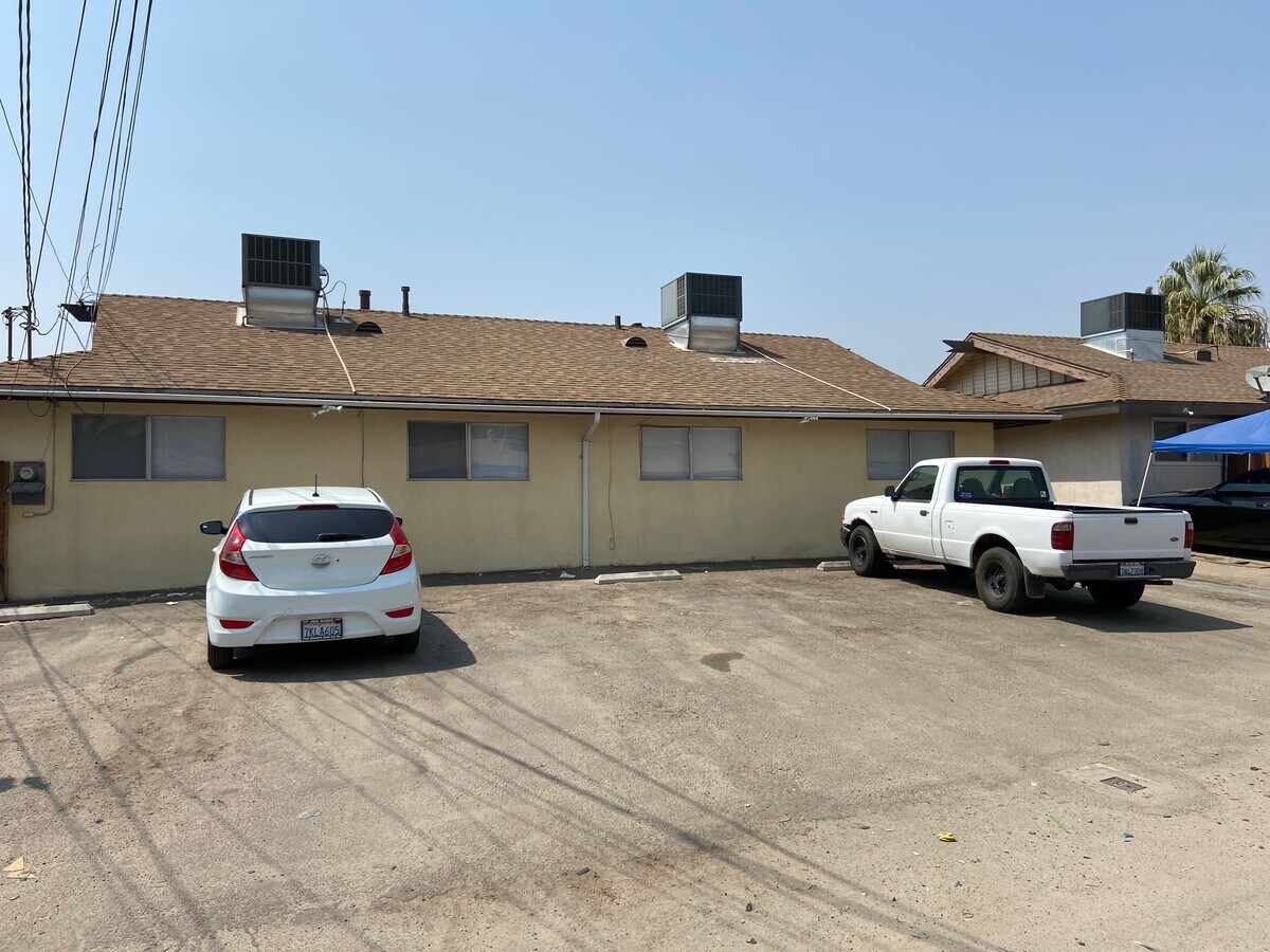 3300 N Chester Ave, Bakersfield, CA 93308