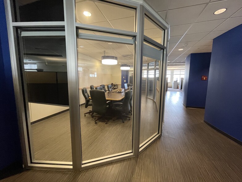 10 E Allen St, Winooski, VT for lease - Interior Photo - Image 3 of 27