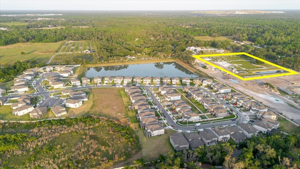 2606 Crystal Springs Rd, Zephyrhills, FL for sale - Building Photo - Image 3 of 65