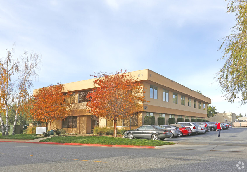 1671 Dell Ave, Campbell, CA for lease - Building Photo - Image 1 of 3