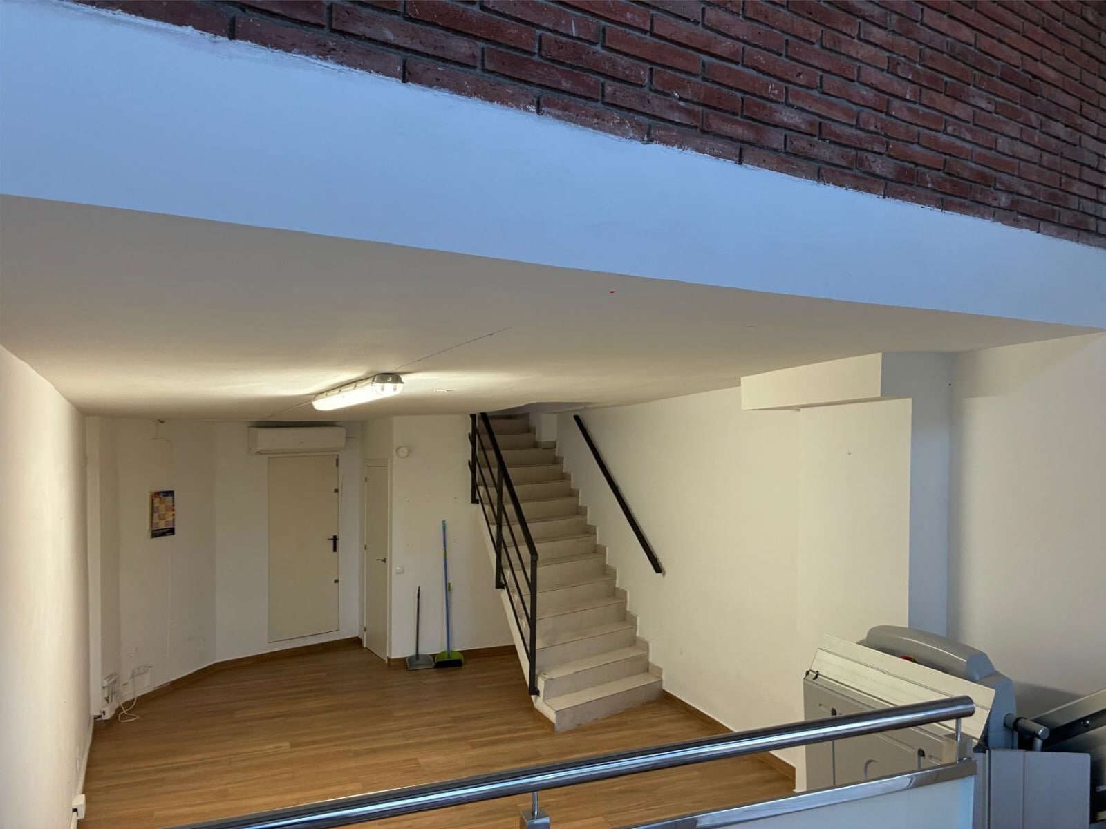 Retail in Viladecans, Barcelona for lease Interior Photo- Image 1 of 6
