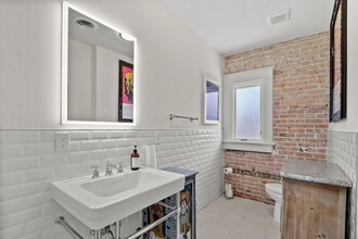 1701 N Stanton St, El Paso, TX for sale Interior Photo- Image 2 of 3