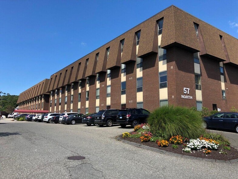 57 North St, Danbury, CT for lease - Building Photo - Image 1 of 7