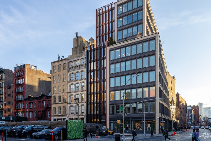 25 Great Jones St, New York, NY for lease - Primary Photo - Image 1 of 19