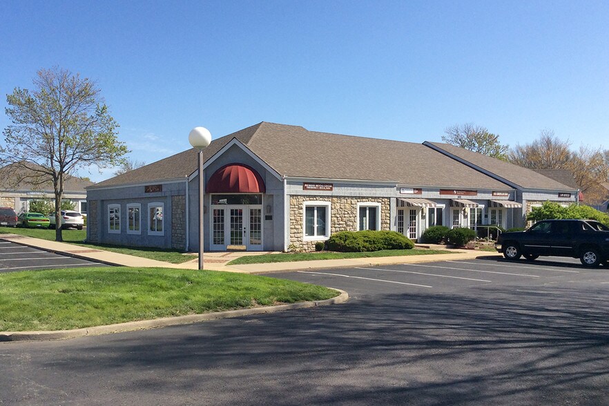 656 Se Bayberry Ln Lees Summit Mo 64063 Office For Lease Loopnet Com