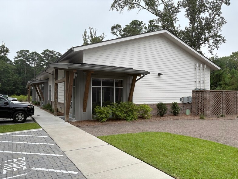 2947 Maybank Hwy, Johns Island, SC for lease - Building Photo - Image 2 of 5