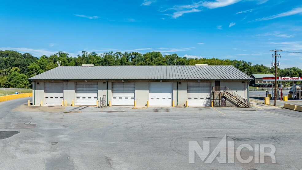 1460 N Ridge Rd, Milton, PA for lease - Building Photo - Image 2 of 7