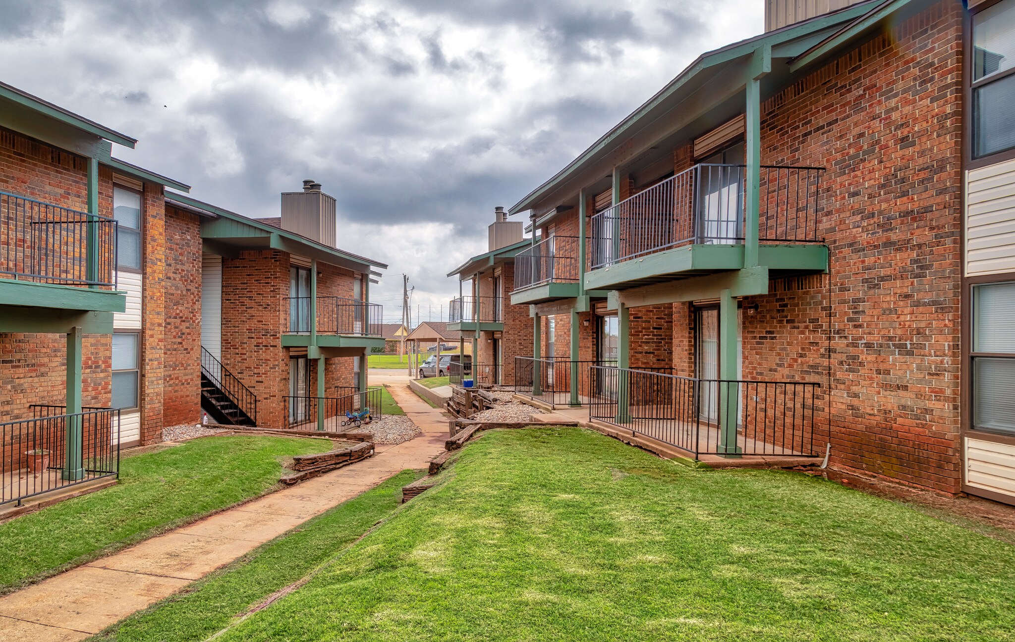 220 Ridgecrest Dr, Elk City, OK 73644 Multifamily For Sale