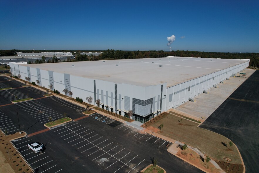 2087 Williams Industrial Blvd, Rock Hill, SC for lease - Building Photo - Image 2 of 5