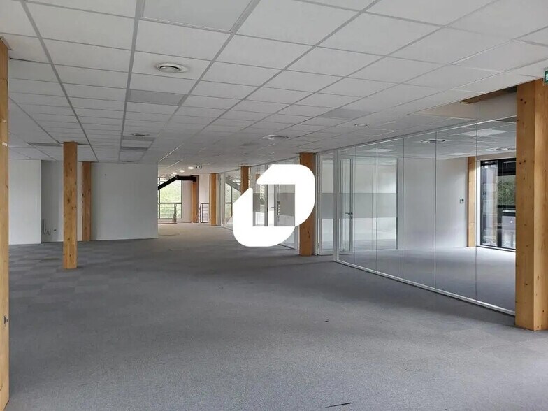 Office in VILLENEUVE-D'ASCQ for lease - Building Photo - Image 3 of 9