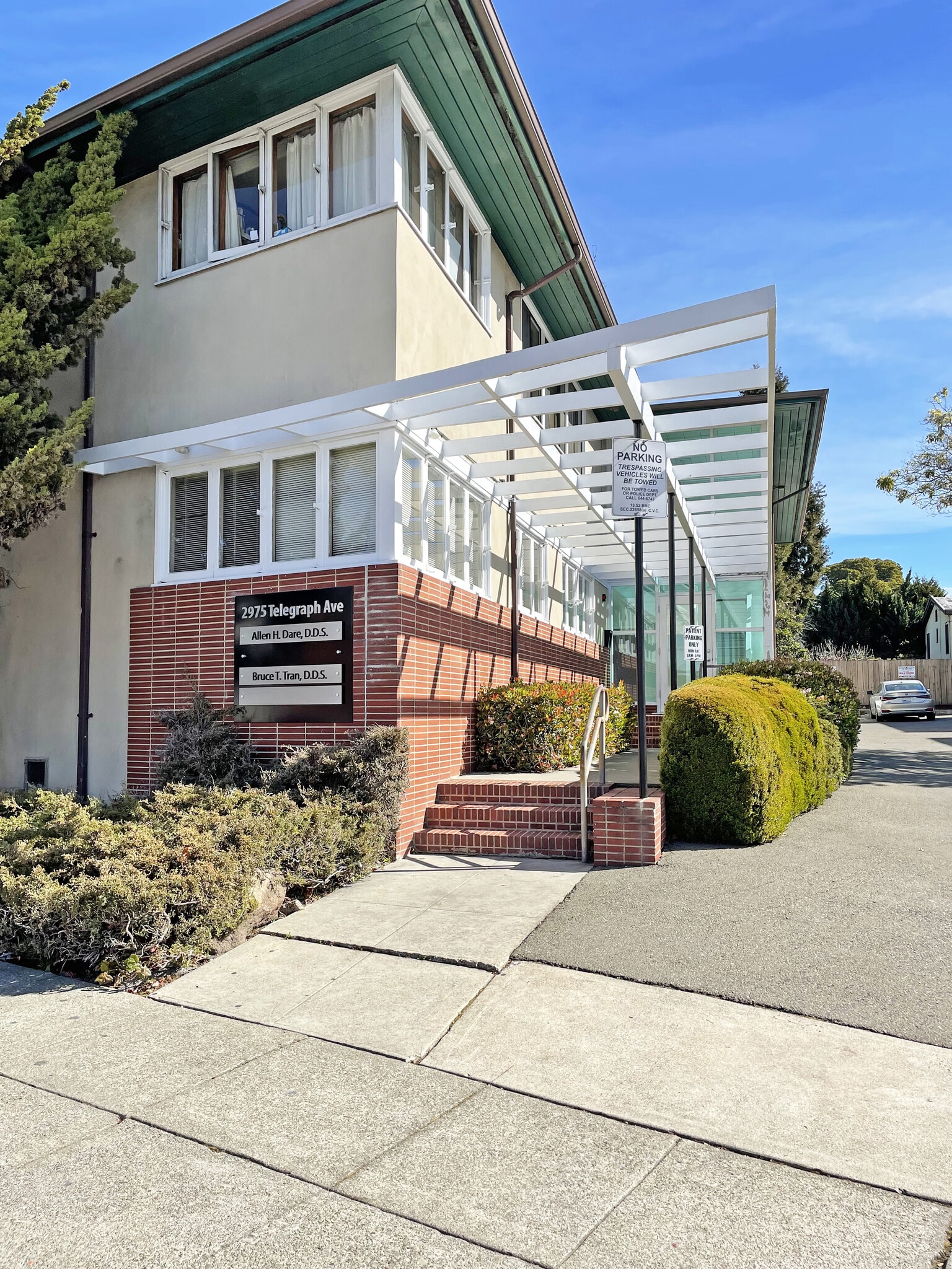 2975 Telegraph Ave, Berkeley, CA for lease Building Photo- Image 1 of 10