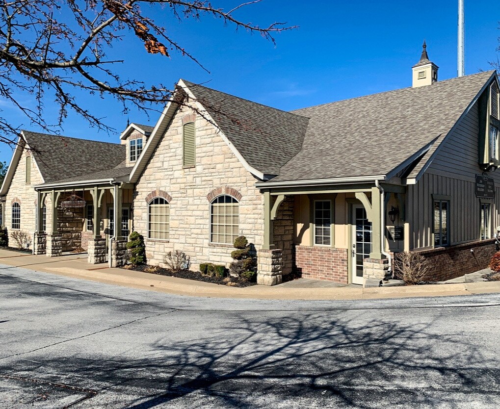 2847 S Ingram Mill Rd, Springfield, MO for sale Primary Photo- Image 1 of 1