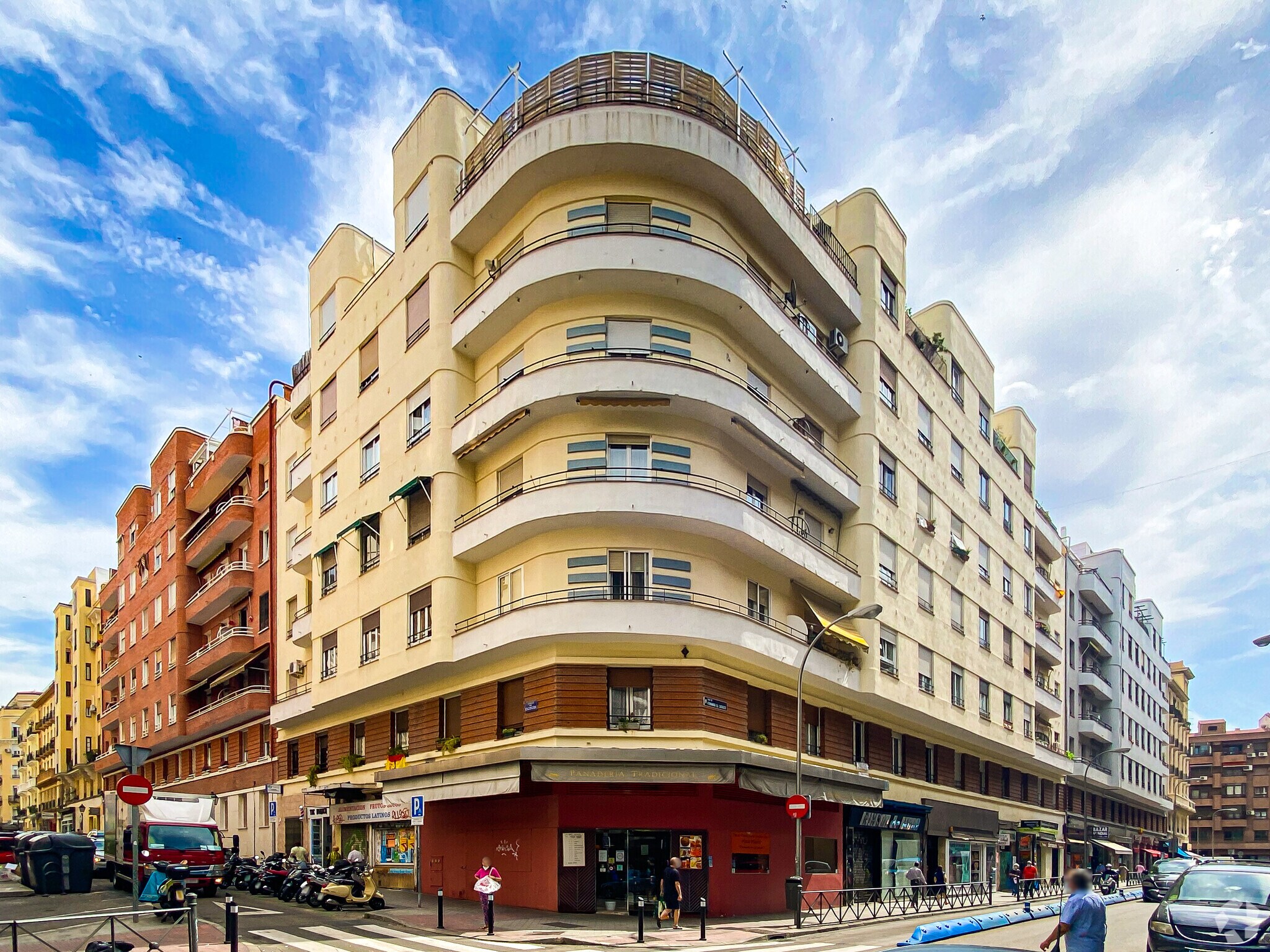 Zona Canal, Madrid, Madrid for sale Primary Photo- Image 1 of 1