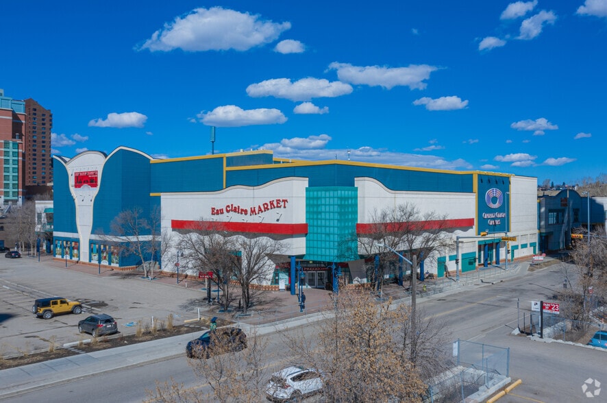 200 Barclay Parade SW, Calgary, AB for sale - Primary Photo - Image 1 of 1