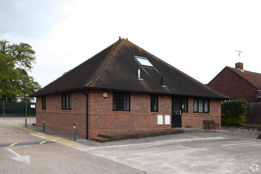 Soake Rd, Denmead for lease - Building Photo - Image 3 of 3