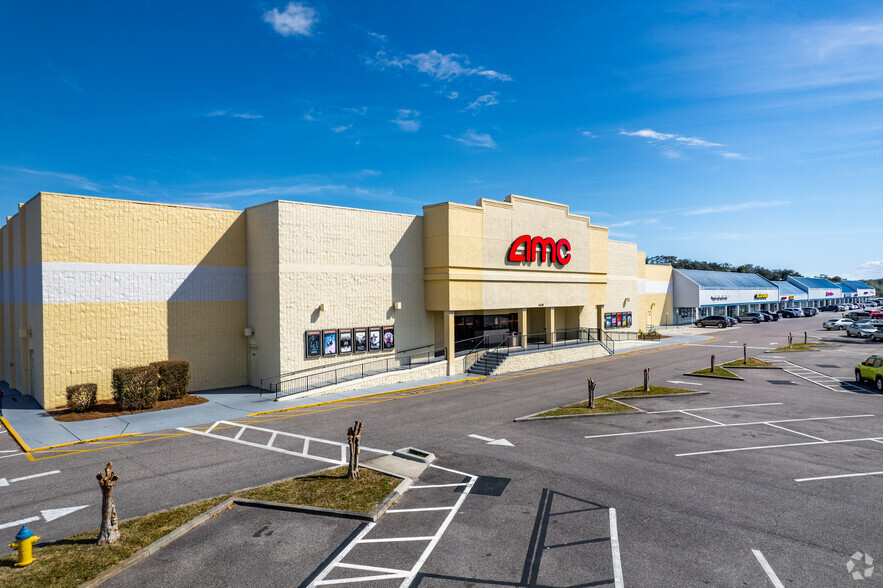 1401-1551 S Dixie Fwy, New Smyrna Beach, FL for lease - Primary Photo - Image 1 of 13