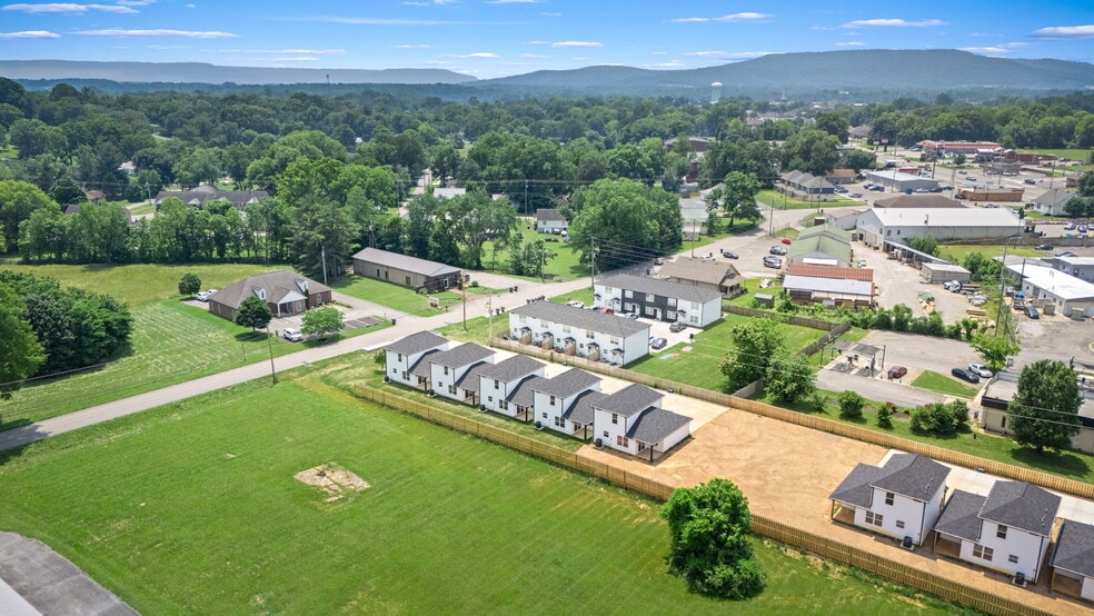119 Mullican St, McMinnville, TN for sale - Aerial - Image 1 of 13