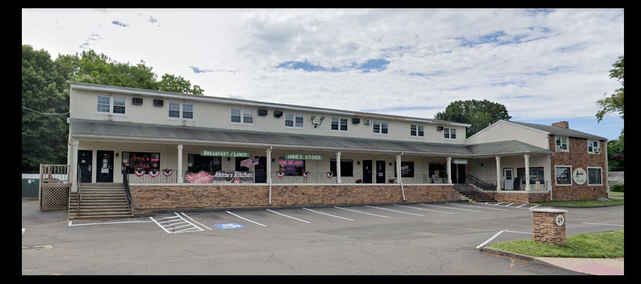 4553 Quinnipiac Ave, North Haven, CT 06473