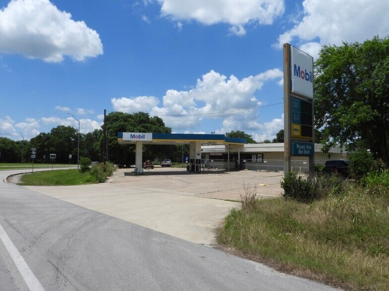 44814 US 290 Business, Prairie View, TX 77446