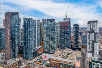288-292 Adelaide St W, Toronto, ON - AERIAL  map view