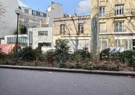 Office in Paris for sale Building Photo- Image 1 of 6