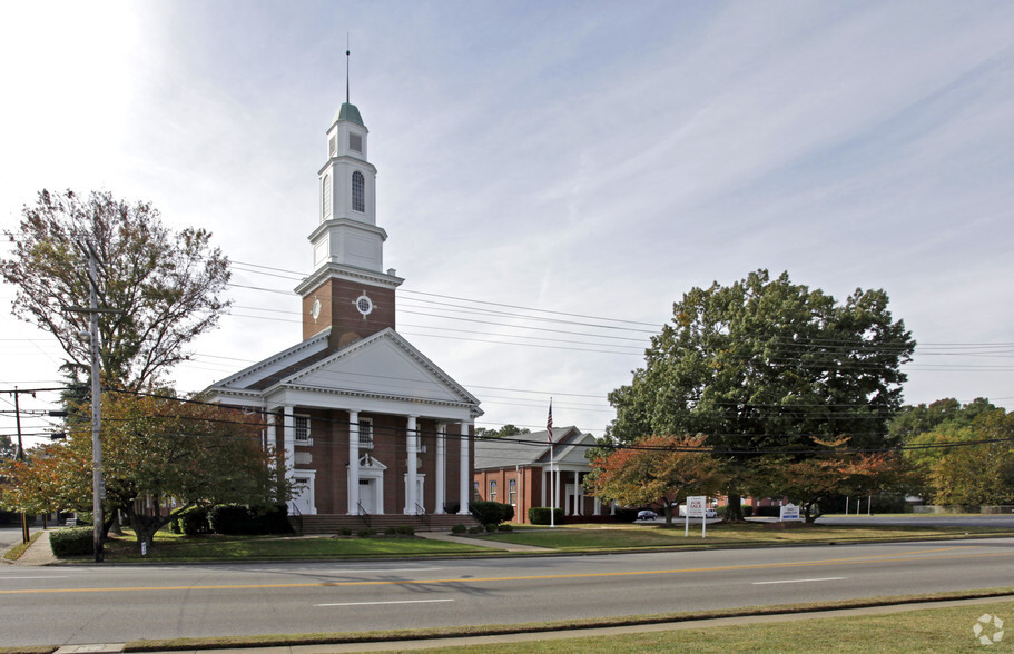 1228 Todds Ln, Hampton, VA for sale - Building Photo - Image 1 of 46