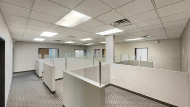 3585 E Flamingo Rd, Las Vegas, NV for lease Interior Photo- Image 2 of 7