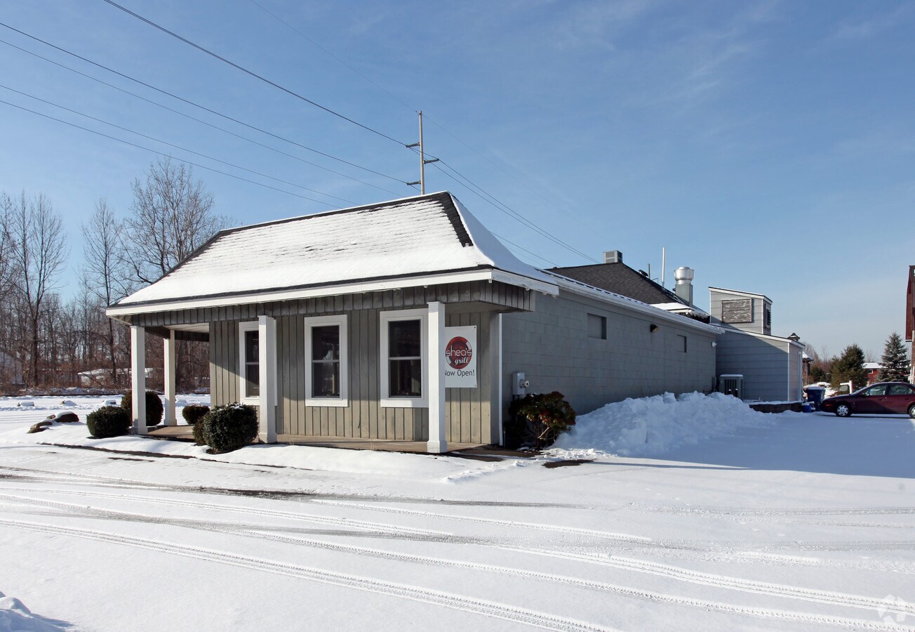 6361 Knickerbocker Rd, Ontario, NY 14519