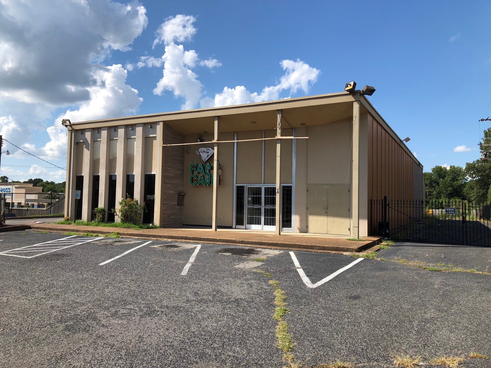 4362 Summer Ave, Memphis, TN 38122