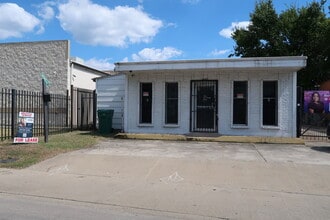 1804 N Main St, Houston, TX for lease Interior Photo- Image 1 of 27