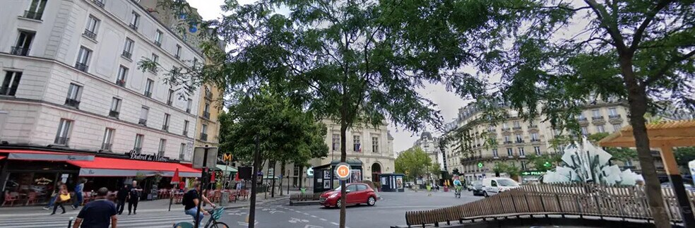 Retail in Paris for lease - Building Photo - Image 1 of 2