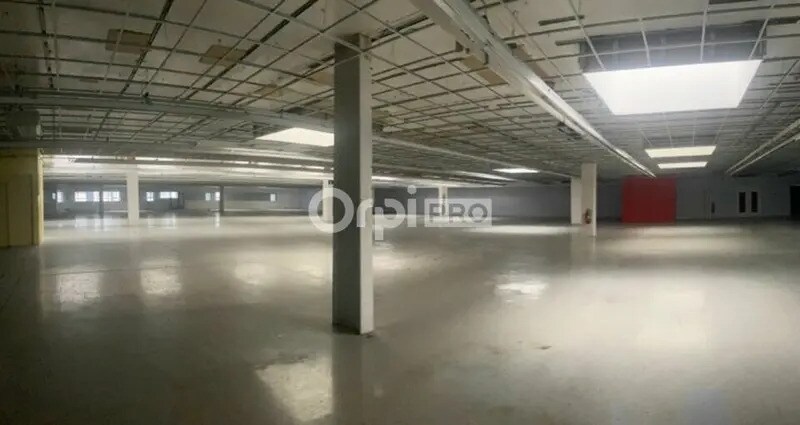 Industrial in Genlis for sale - Interior Photo - Image 2 of 7