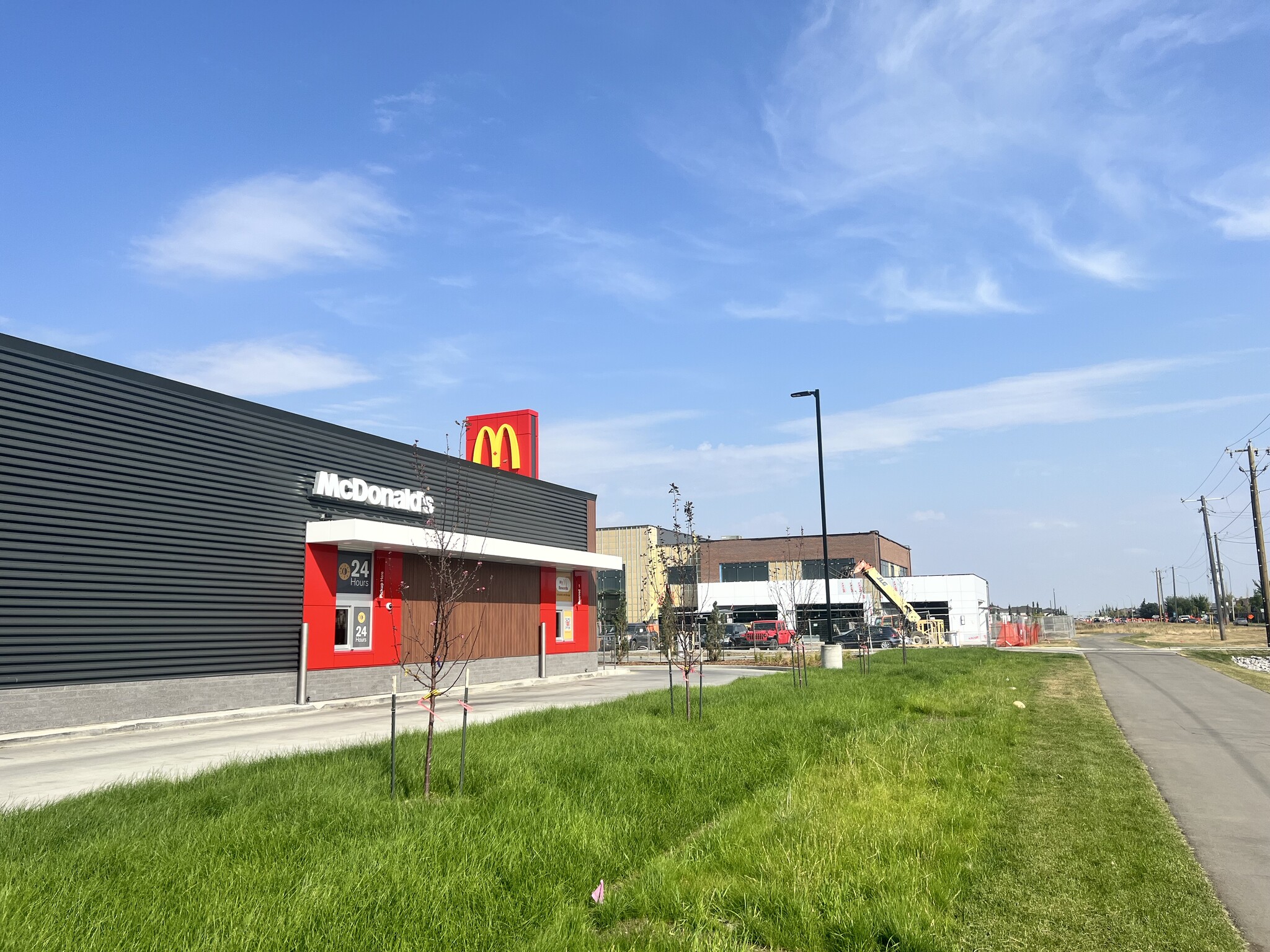 16745 71 NW st, Edmonton, AB for lease Interior Photo- Image 1 of 4