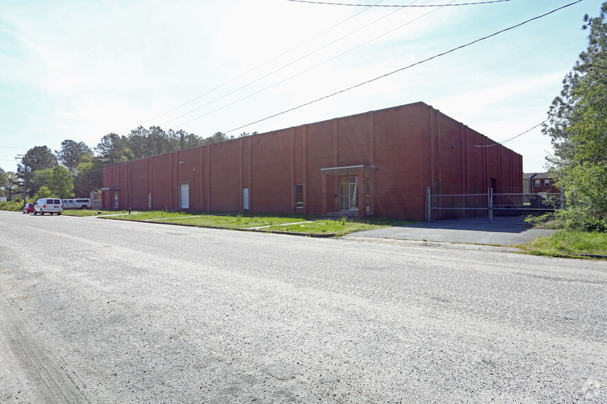 5511 Biggs Rd, Richmond, VA for lease - Building Photo - Image 2 of 3