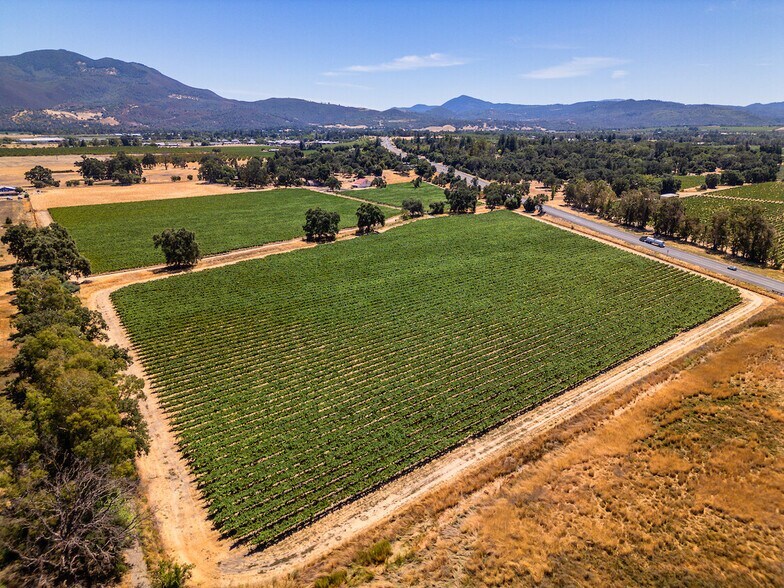 4635 Renfro Dr, Kelseyville, CA for sale - Building Photo - Image 3 of 18