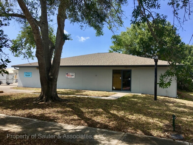 3755 68th Ave N, Pinellas Park, FL 33781