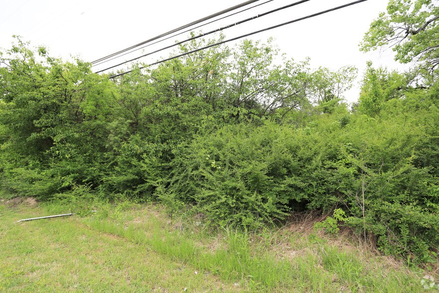 302 E Wheatland Rd, Dallas, TX for sale - Primary Photo - Image 1 of 1