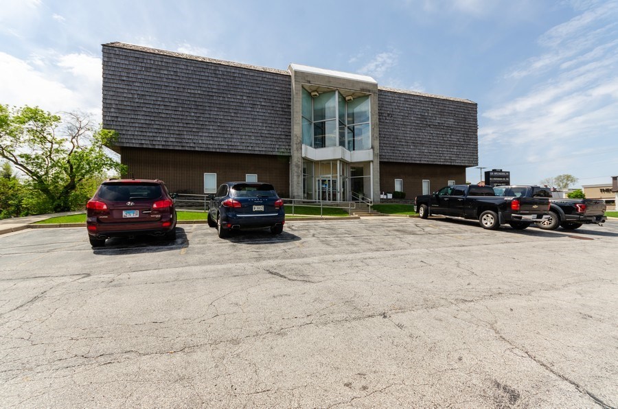 9143 Indianapolis Blvd, Highland, IN for sale Building Photo- Image 1 of 1